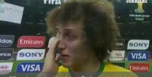david-luiz-pianto