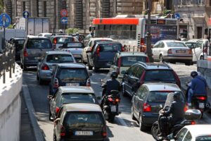 ROMA, TRAFFICO AL RIENTRO DALLE VACANZE