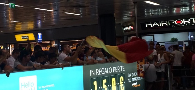tifosi-roma-aeroporto