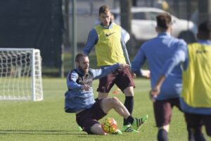 trigoria-allenamento-de-rossi-dzeko