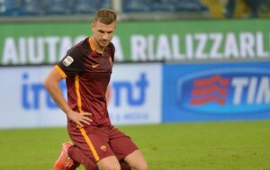 AS Roma's Edin Dzeko shows his dejection at the end of the Italian Serie A soccer match UC Sampdoria vs AS Roma at Luigi Ferraris stadium in Genoa, Italy, 23 September 2015. ANSA/LUCA ZENNARO