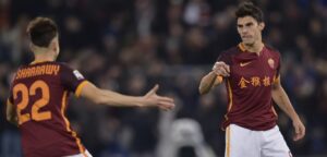 Foto Alfredo Falcone - LaPresse 07/02/2016 Roma ( Italia) Sport Calcio Roma - Sampdoria Campionato di Calcio Serie A Tim 2015 2016 - Stadio Olimpico di Roma Nella foto:esultanza perotti e el shaarawy Photo Alfredo Falcone - LaPresse 07/02/2016 Roma (Italy) Sport Soccer Roma - Sampdoria Italian Football Championship League A Tim 2015 2016 - Olimpico Stadium of Roma In the pic:perotti and el shaarawy celebrates