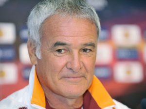 Claudio Ranieri in una foto di archivio del 16 settembre 2009. ANSA ARCHIVIO/GEORGIOS KEFALAS/CRI