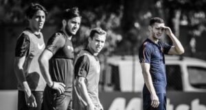 vermaelen-manolas-allenamento