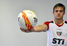 Toloi sorpassa Chiriches in volata