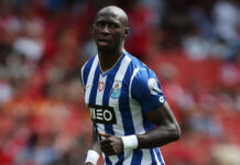 Il Chelsea molla Benatia e prova a soffiare Mangala ai giallorossi