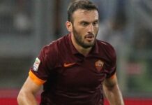 Torosidis-Holebas, derby greco a sinistra