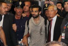 Fiumicino, è arrivato Salah. Presenti 200 tifosi, cori per l’egiziano