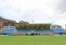 Arriva la Roma, bagarini scatenati fuori dal “Matusa”