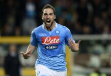 Serie A, il Napoli batte il Sassuolo (3-1) e allunga
