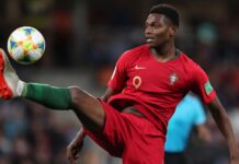 Calciomercato Roma, Petrachi molla Higuain e punta forte su Rafael Leao: duello con Inter, Milan e due club inglesi