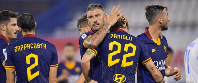 zaniolo kolarov abbraccio