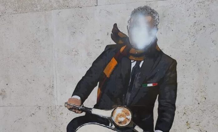 mou murale imbrattato