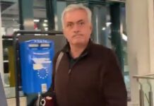 MOURINHO: “Karsdorp in campo? Mi conoscete, non parlo…” (VIDEO)