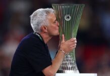 Mourinho: “Roma la città più bella al mondo. Il gol di Zaniolo in finale di Conference? Lo avevo previsto…”