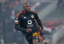 Lukaku, offerta shock dall’Arabia: 60 milioni in due anni. E la Roma riflette
