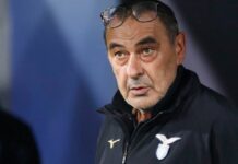 Sarri: “Derby perso in maniera discutibile. Sono stato inferocito tutta la settimana”