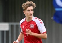 Calciomercato Roma, duello con il Manchester United per il giovane attaccante Ambaek