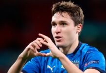 Vendesi Chiesa: l’attaccante non rinnova, costa 25 milioni. La Roma ci prova