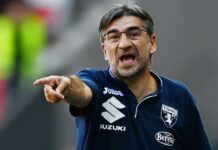 LIVE! Juric varca i cancelli di Trigoria, sarà lui il nuovo tecnico. I tifosi: “Spaccagli il c*lo” (VIDEO)