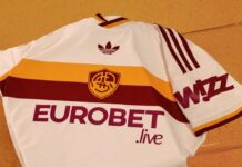 CURIOSITÀ | La maglia away della Roma conquista il New York Times: “Datele subito lo scudetto”
